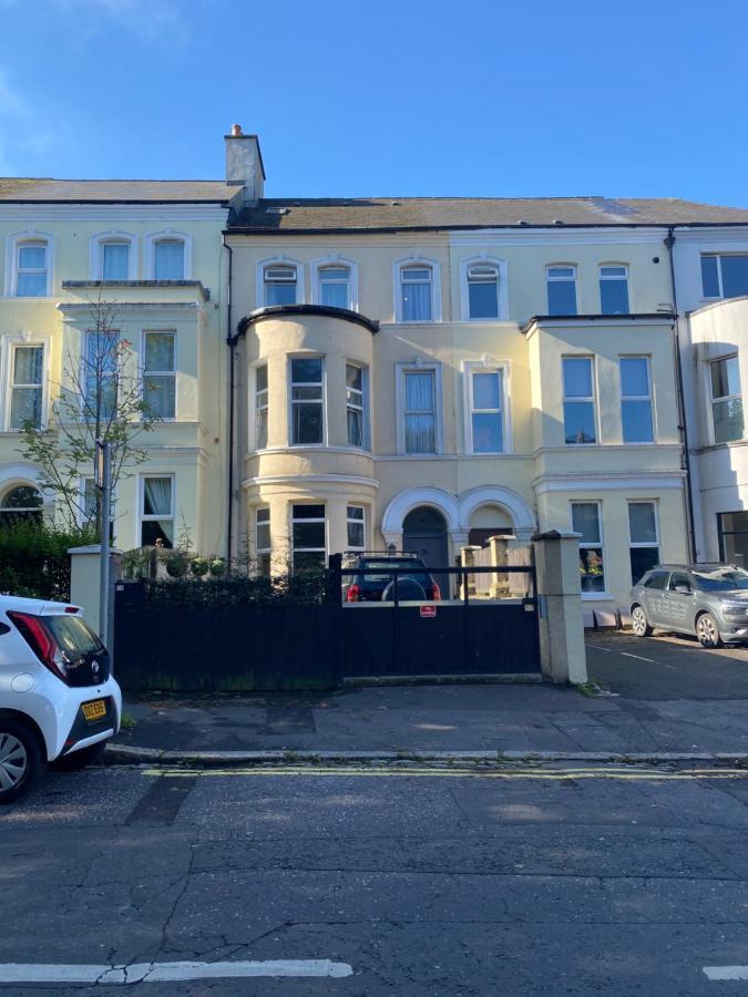 Welly Self-Catering Appartement Belfast Buitenkant foto