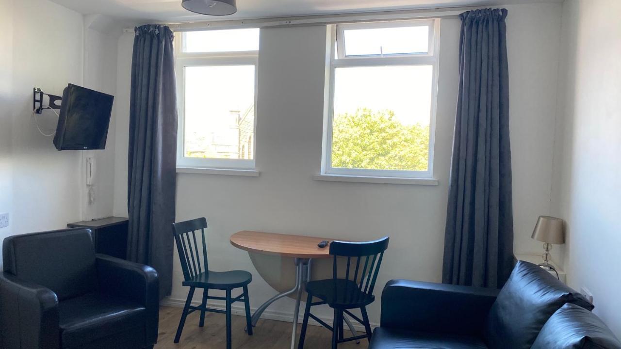Welly Self-Catering Appartement Belfast Buitenkant foto