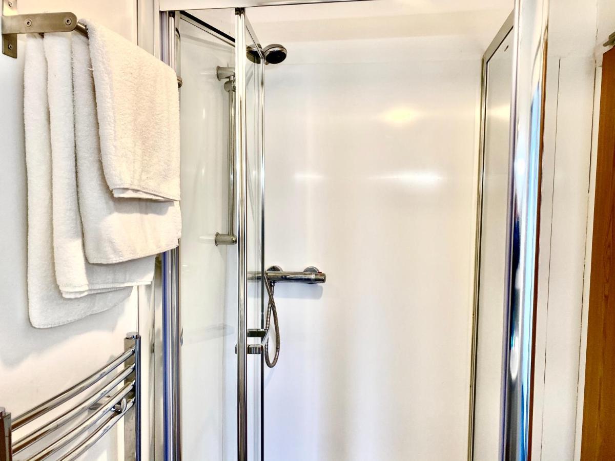 Welly Self-Catering Appartement Belfast Buitenkant foto